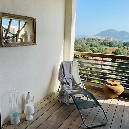 74 Cita Di Sali Apartment *