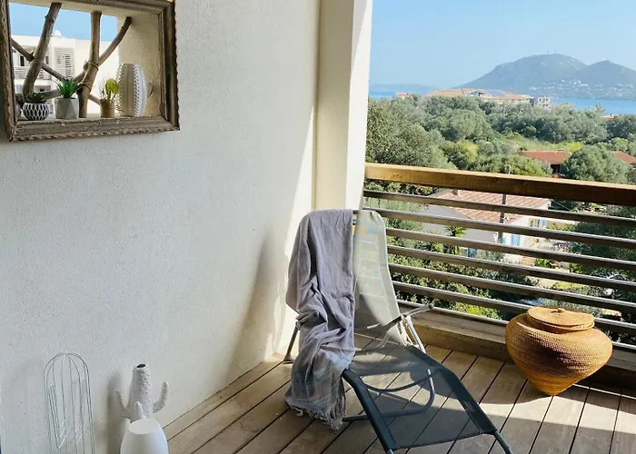 74 Cita Di Sali Apartment *
